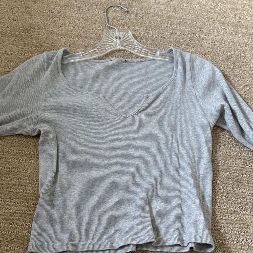 SHEIN Light Gray Ribbed Crop Top